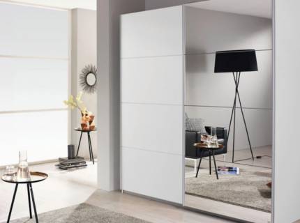 Dulap cu usi glisante MINOSA cu polite 181x197x48cm alb alpin/ oglinda, maner aluminiu